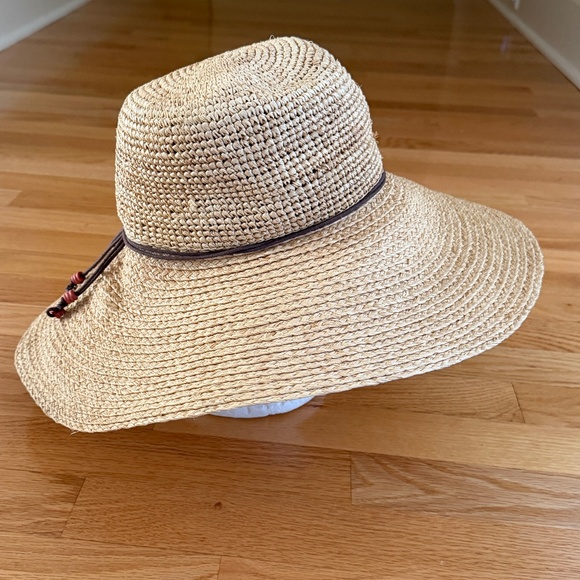 Wallaroo Hat Company Napa Raffia Straw Hat Wide Brim - Picture 1 of 15